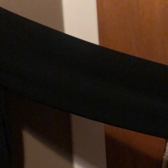 Aritzia Babaton Liebling bomber - Picture 9 of 9